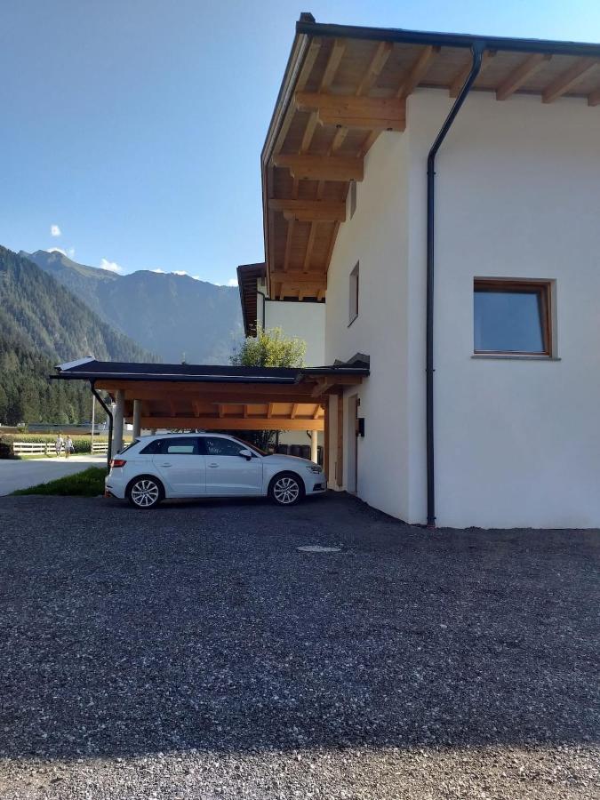 Grosszuegiges Apartment Georg Mayrhofen Barrierefrei Hollenzen 외부 사진