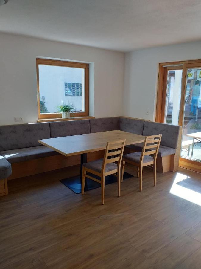 Grosszuegiges Apartment Georg Mayrhofen Barrierefrei Hollenzen 외부 사진